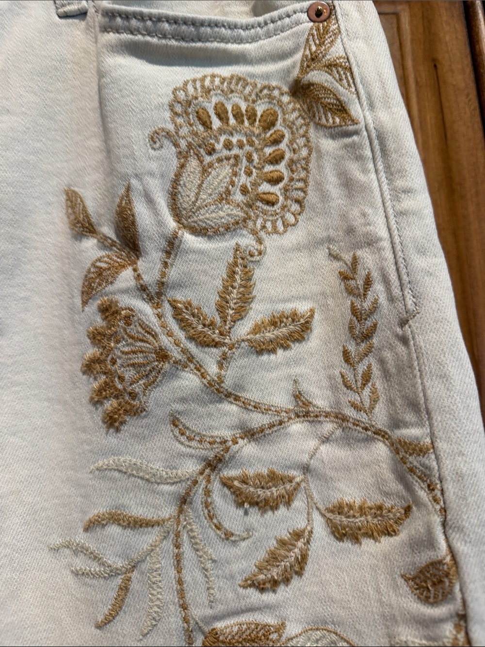 Pilcro embroidered cotton denim jeans - Picture 4 of 6